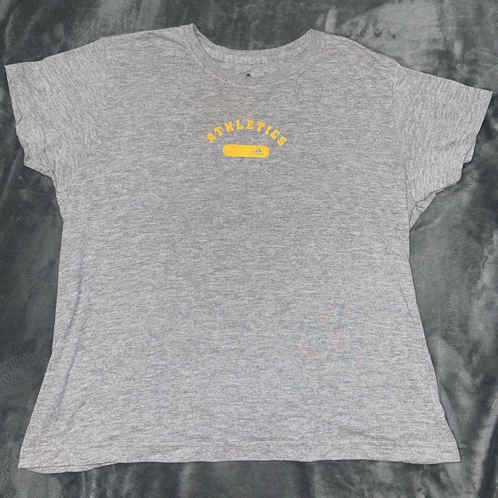 Adidas tee